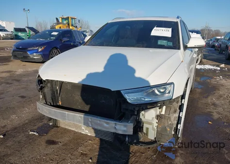 2018 Audi Q3 2.0T Premium/2.0T Sport Premium z USA, uszkodzony, nr VIN WA1ECCFS8JR015960